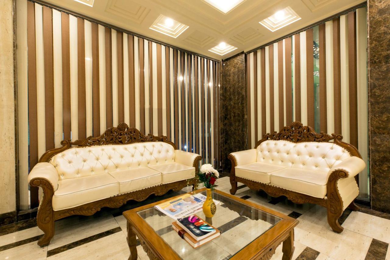 Hotel Viva Palace New Delhi Bagian luar foto