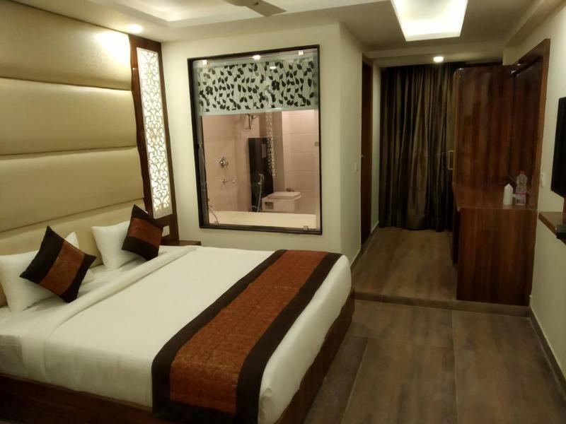 Hotel Viva Palace New Delhi Bagian luar foto